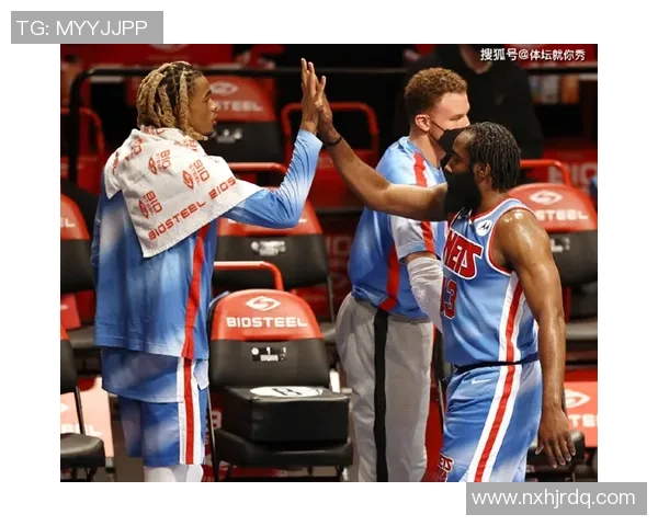 赛后分析:杭州篮球队与广州篮球队的默契配合与战术执行探讨 赛后分析:杭州篮球队与广州篮球队的默契配合与战术执行探讨